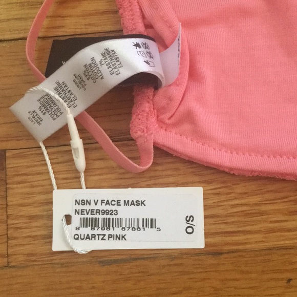 Pretty lace face mask - Picture 4 of 5